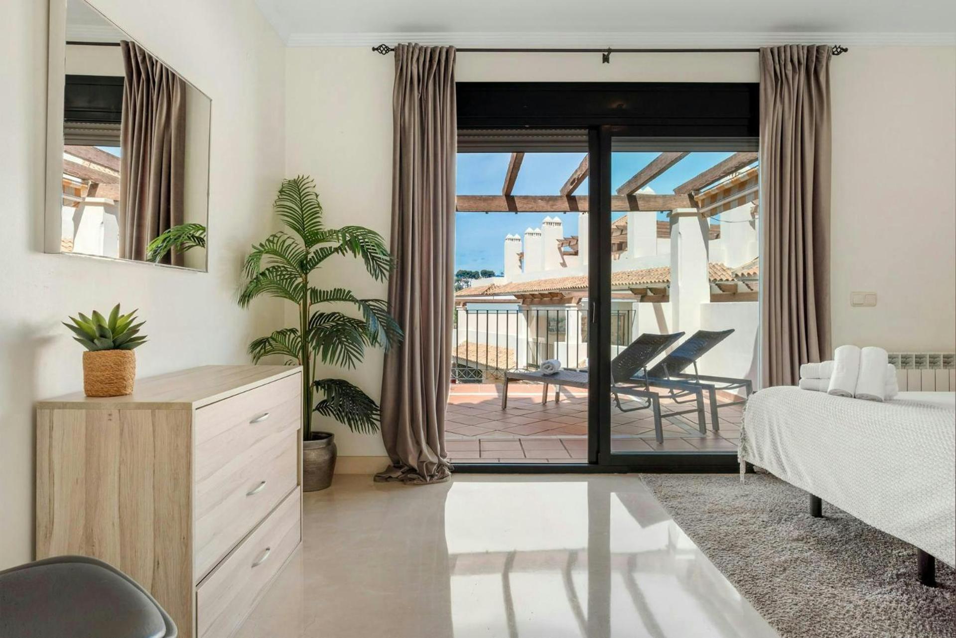 Apartment Lujo Entre Golf Sol Y Puerto Banus *
